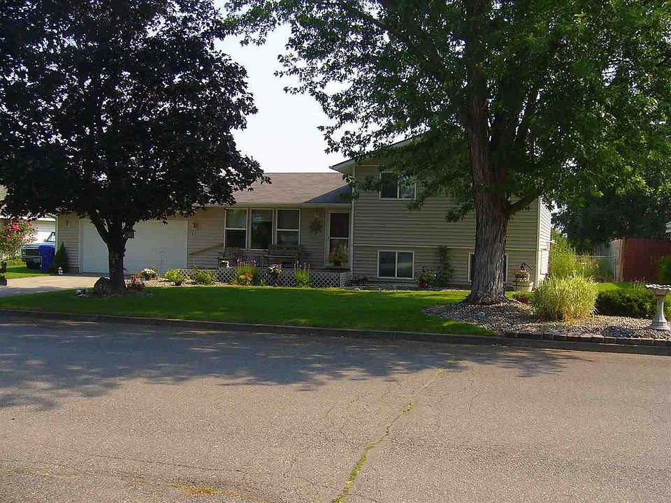 1st image of 22610 E Heroy Ave