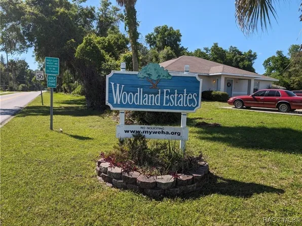 1360 NW 19th St, Crystal River, FL 34428