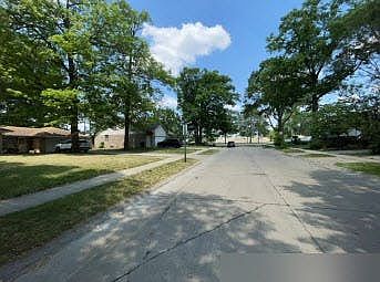5th image of 29356 Edward Ave