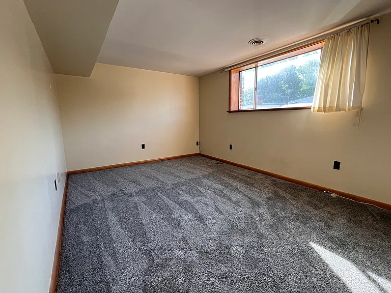 4101 Mountain View Mnr #B1 — Photo 9
