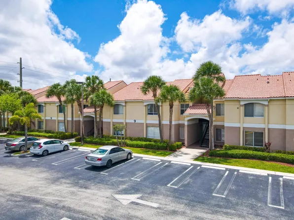 815 W Boynton Beach Boulevard #9-104, Boynton Beach, FL 33426