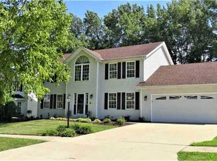 5939 Candover Rd, Loves Park, IL 61111