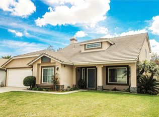 2611 W Windhaven Dr, Rialto, CA 92377