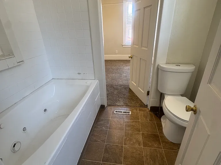 75 S 7th St #75 — Photo 12