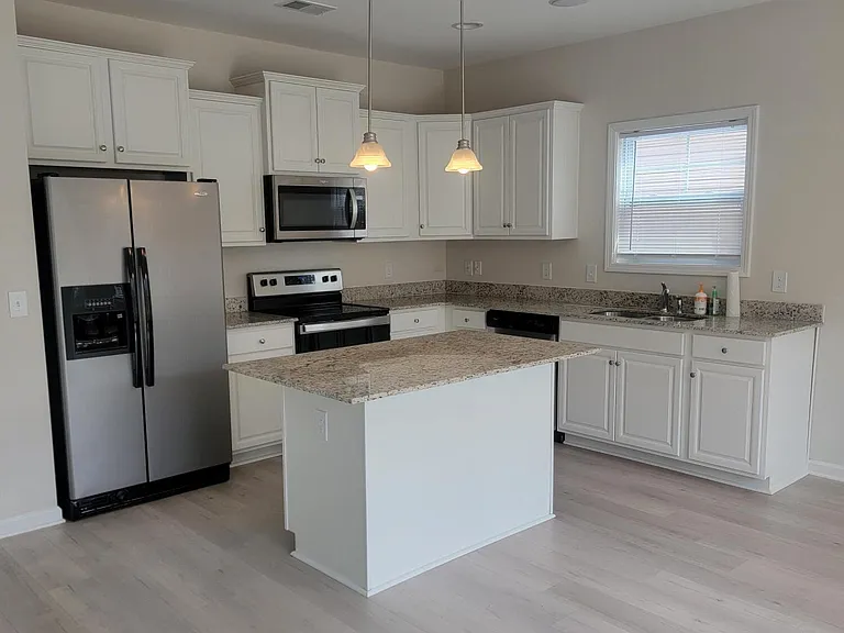 4119 Thimbleberry Dr — Photo 3