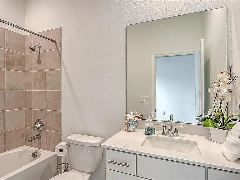 10896 Pinot Dr — Photo 18