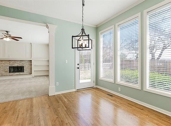 4th image of 9011 W 149th St