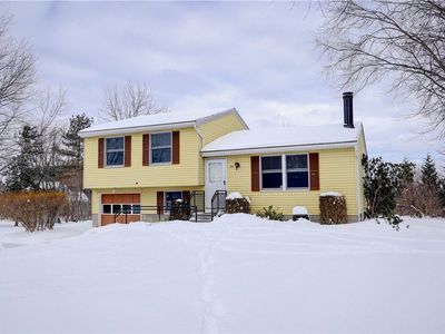 56 Ridge Meadows Dr, Spencerport, NY, 14559