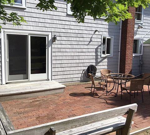 2nd image of 18 Atlantic St