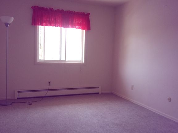 4th image of 626 Lynn Ave Unit 48
