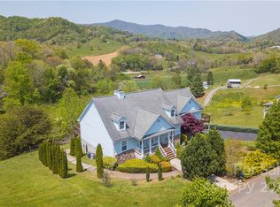 412 Everview Ln, Waynesville, NC 28785