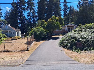 1823 NE 185th Street, Seattle, WA, 98155