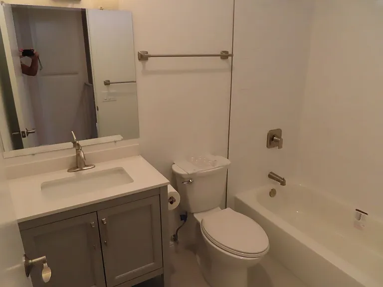 2160 Leighton Ct — Photo 17