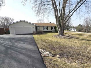 6647 Meadowbrook, Roscoe, IL 61073