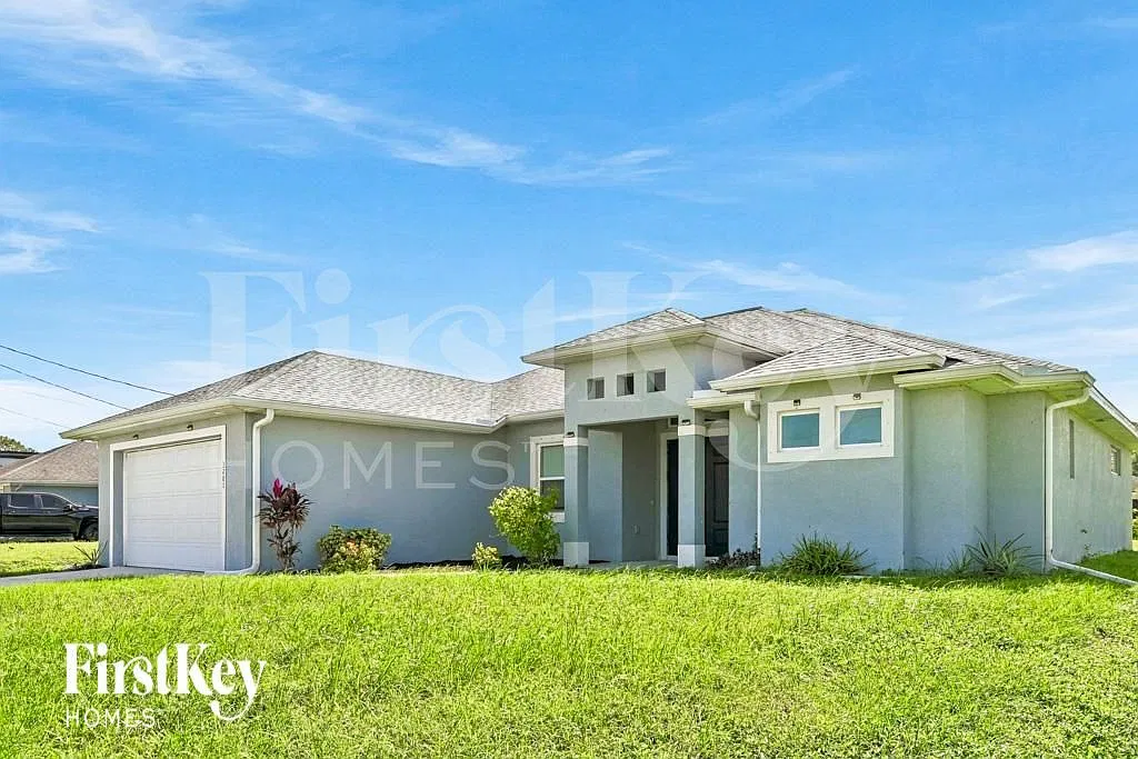 4 bed, 3.0 bath, 2357 sqft, $2,720 — Photo 1