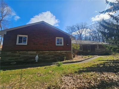 3015 Rockefeller Rd, Willoughby Hills, OH, 44092