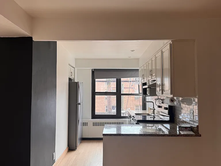 6118 N Sheridan Rd #408 — Photo 3