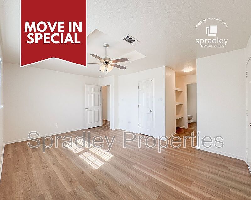 1st image of 130 Lacey Lou Ln