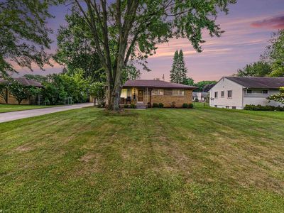 23350 Mapleview St, Macomb, MI, 48042