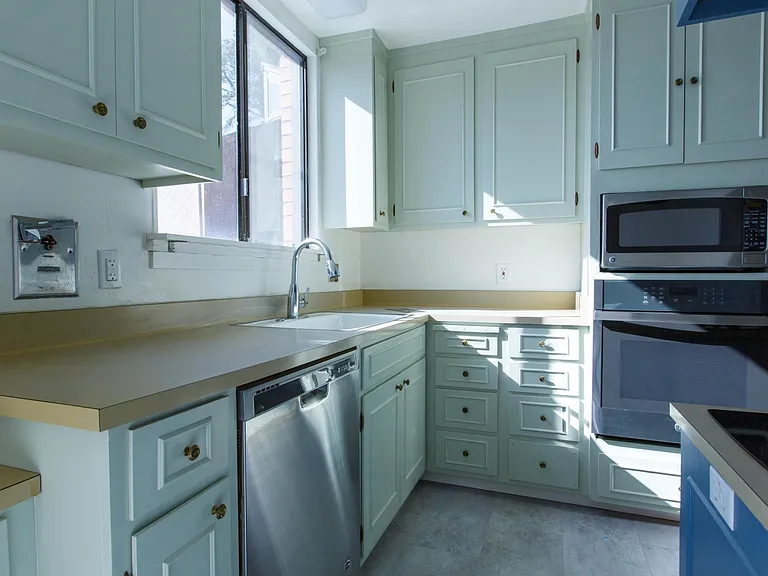 1 Gateview Ct — Photo 15