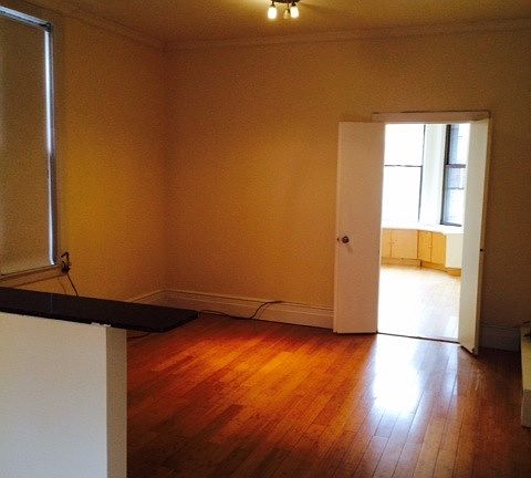 2nd image of 1521 Manhattan Ave #1