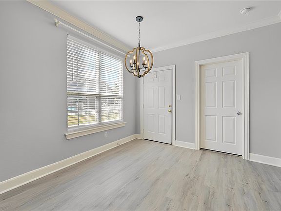5th image of 801 Luther St W Unit 407