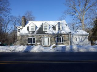 345 W Lake Blvd APT 2, Mahopac, NY 10541