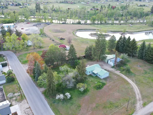504 Pennsylvania Ave, Hamilton, MT 59840