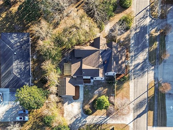 2nd image of 150 Church Street