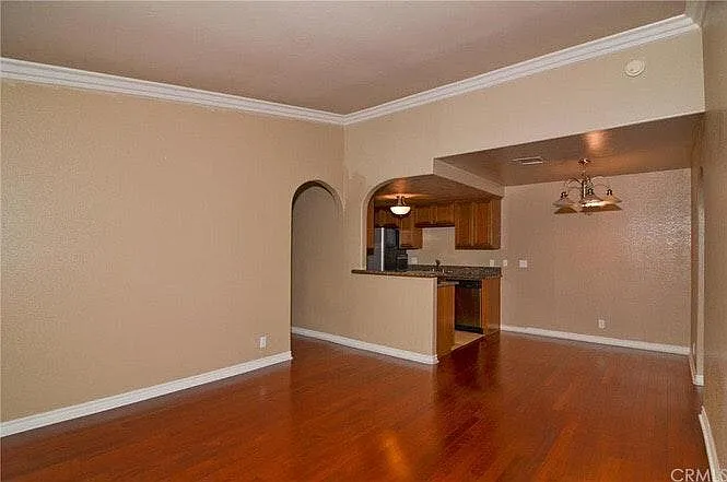 2 bed, 885 sqft, $2,600 — Photo 4