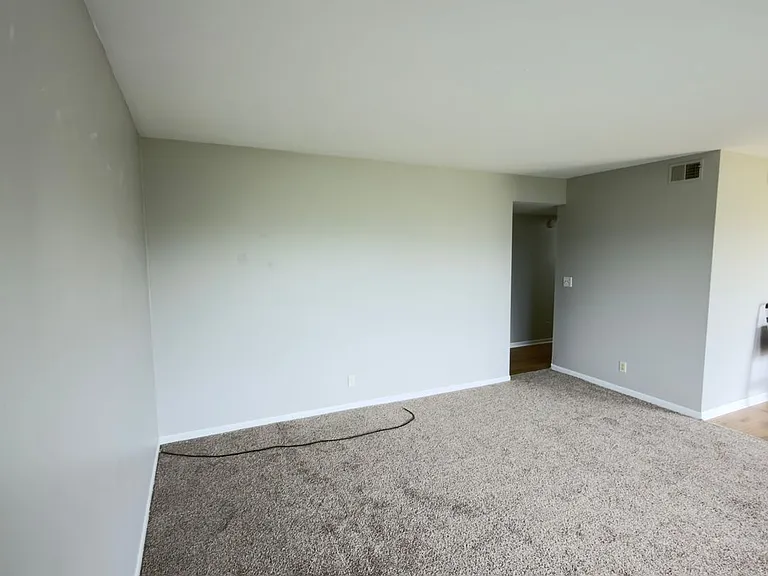 2612 Ardmore St SE — Photo 8