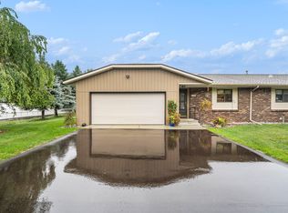 6784 Waterview Dr SW, Grandville, MI 49418
