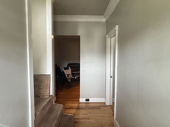 3rd image of 350 Probasco St