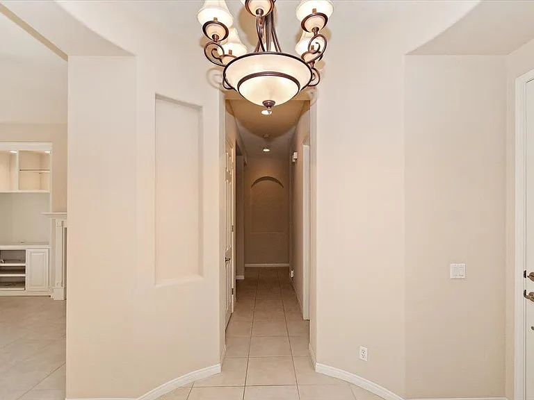 80215 Queensboro Dr #80215 — Photo 25