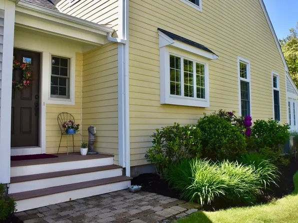 102 Fairhaven Rd Unit 6, Mattapoisett, MA 02739