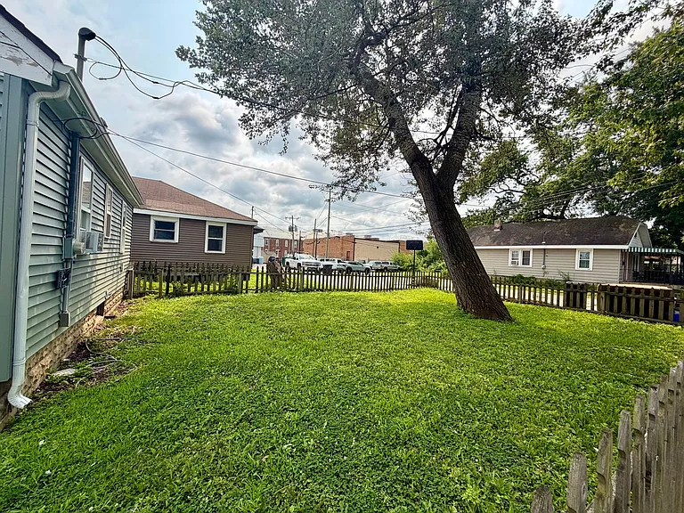 3101 South St — Photo 4