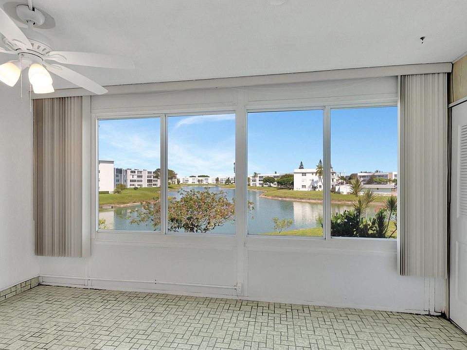 1st image of 267 Wellington J #267