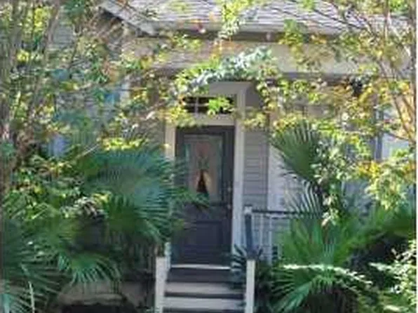 926 Constantinople St, New Orleans, LA 70115