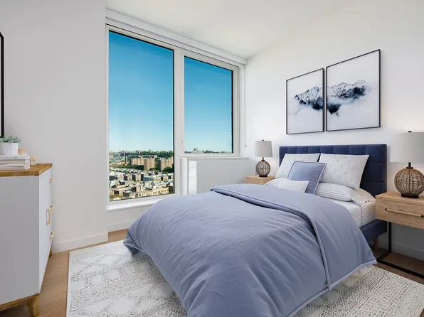 4650 Broadway image 9 of 30