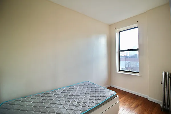 Rented by Hagstrom Management Inc | media 17