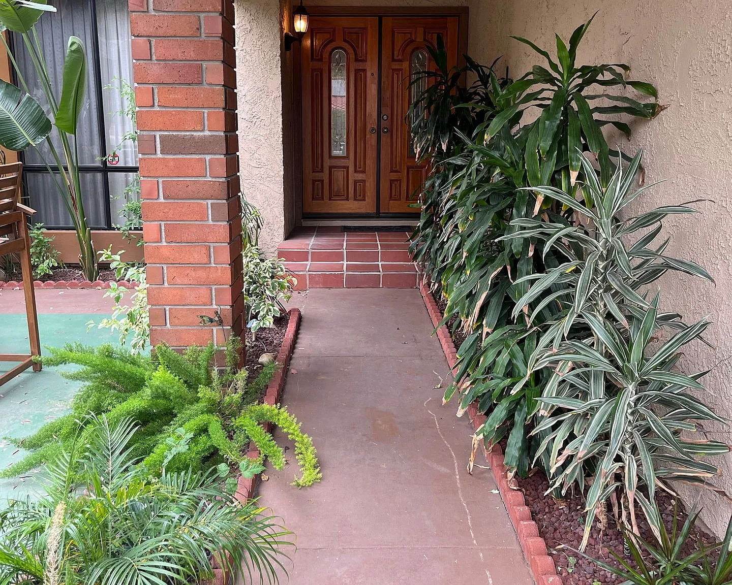 4 bed, 2445 sqft, $4,950 — Photo 4