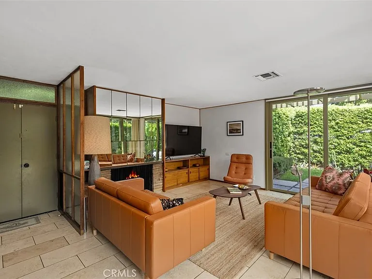146 Chiquita St — Photo 4