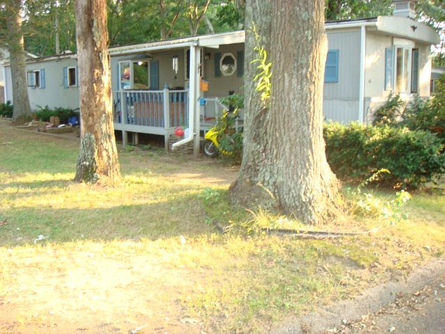 2nd image of 48 Fairway Dr