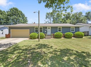 810 N Burton Ave, Springfield, MO 65802