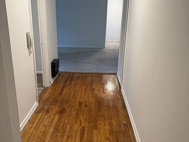 401 Park Pl #3F — Photo 6