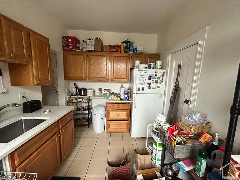 27 Mount Hood Rd #9 — Photo 2