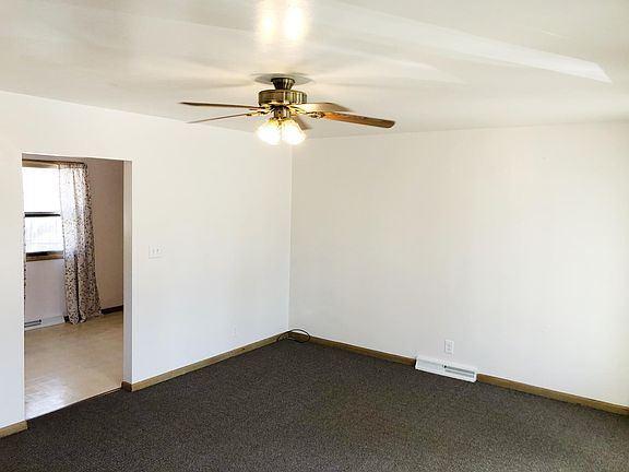 5th image of 2705 S Adams Ave