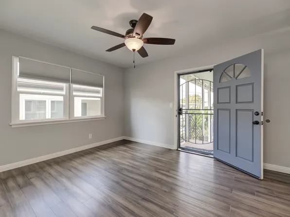 1048 4th St #1048, Hermosa Beach, CA 90254