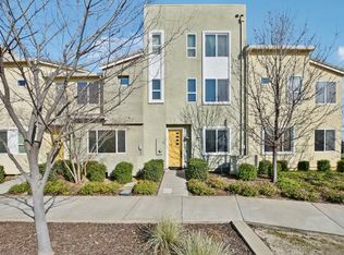 3237 Bridgeway Dr, Rancho Cordova, CA 95670