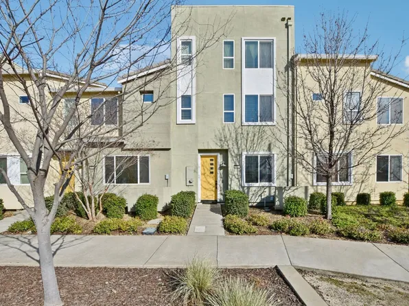 3237 Bridgeway Dr, Rancho Cordova, CA 95670